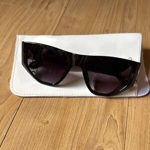 Otra ELKA SUNGLASSES